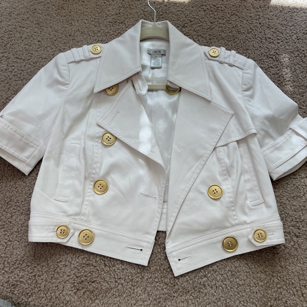Cache Woman Crop Short White Trench Coat Jacket XS Gold Buttons Short Sleeves